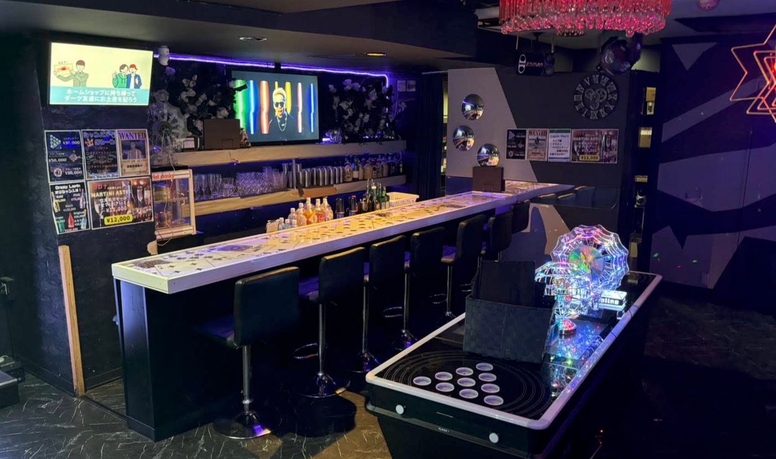 Crazy LaPin クレイジーラパン 赤羽 店内写真